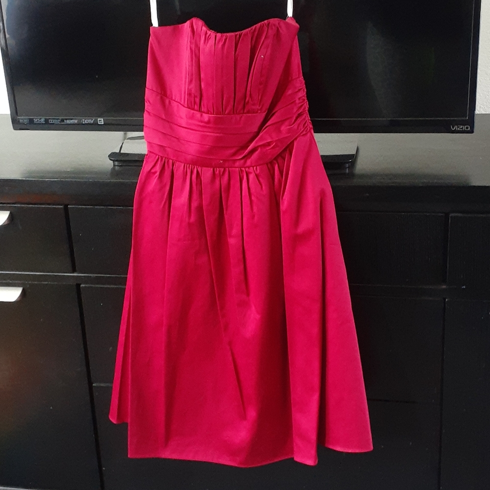 Dress - Picture 2 of 4